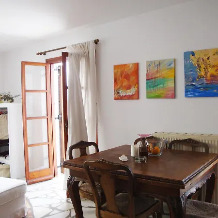 Naxos Art Studio * Naxos City
